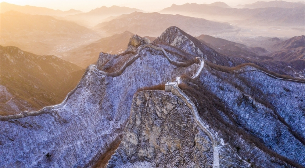 北京怀柔箭扣长城雪后雄辉壮美