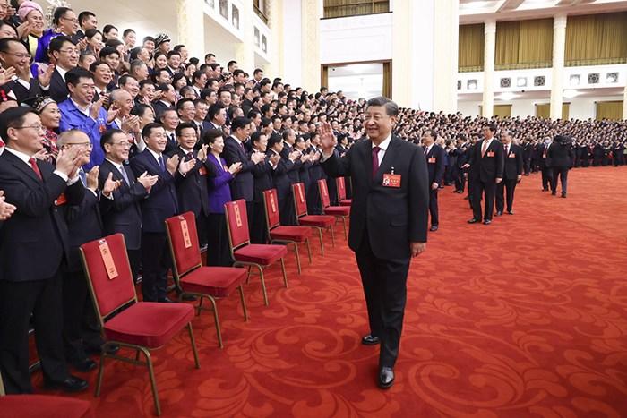 习近平等领导同志亲切会见出席党的二十大代表、特邀代表和列席人员